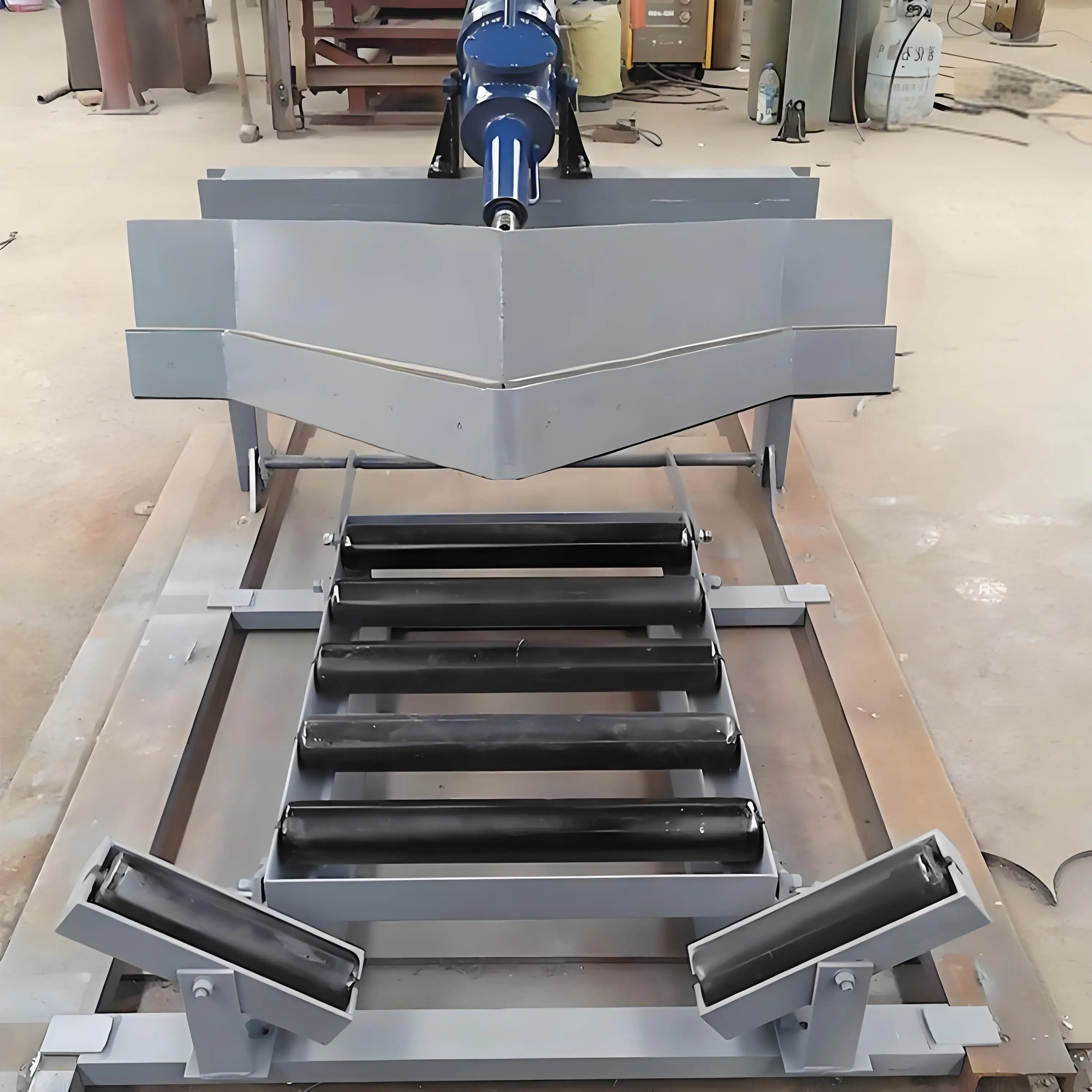 Electro-Hydraulic Plow Unloader for Efficient Belt Conveyor Unloading