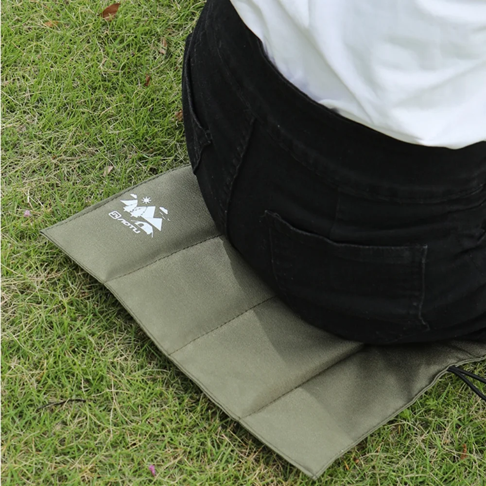 Portable Outdoor Camping Chair Foldable Thick Waterproof Wearable Picnic Blanket Beach Grassland Travel Oxford Cloth Cushions