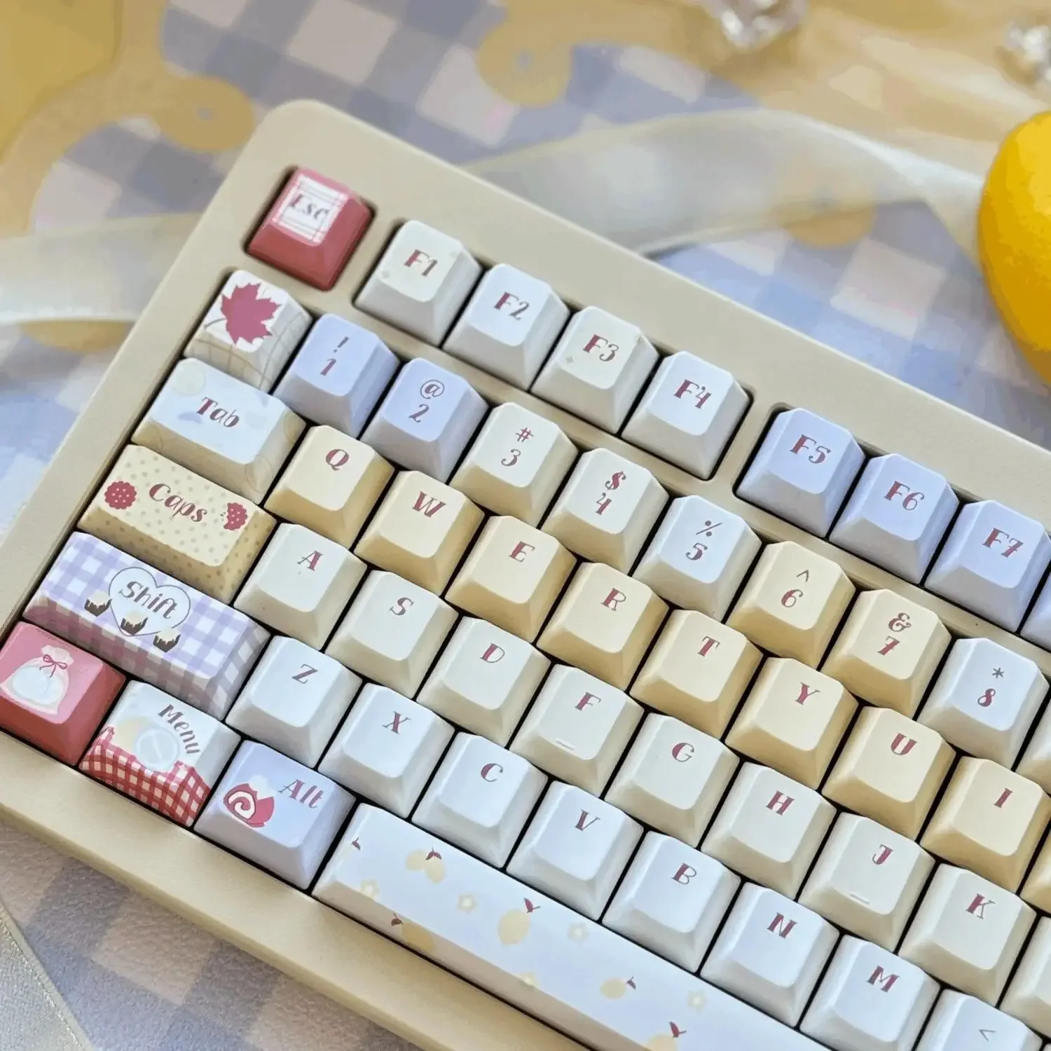 

Lemon keycap Original height PBT material Sublimation high value personality creative cute keycap