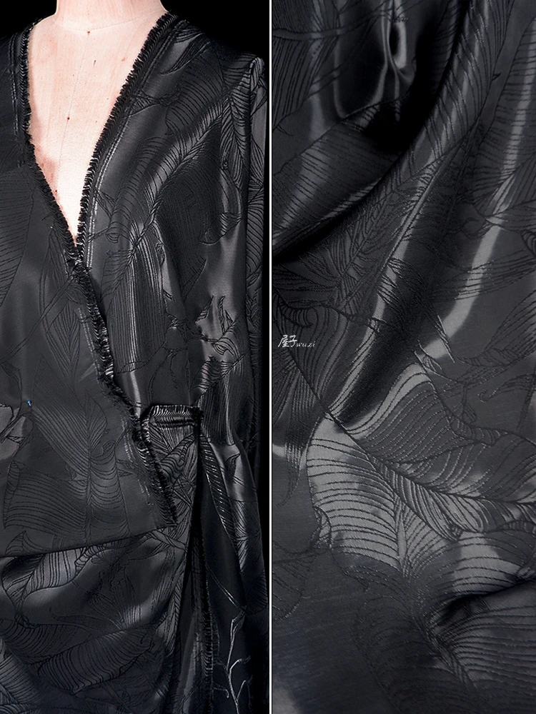 

Crystal Satin Fabric Windbreaker Dress Fashion Designer Apparel Sewing Fabric Wholesale Cloth for By The Meter Diy Material