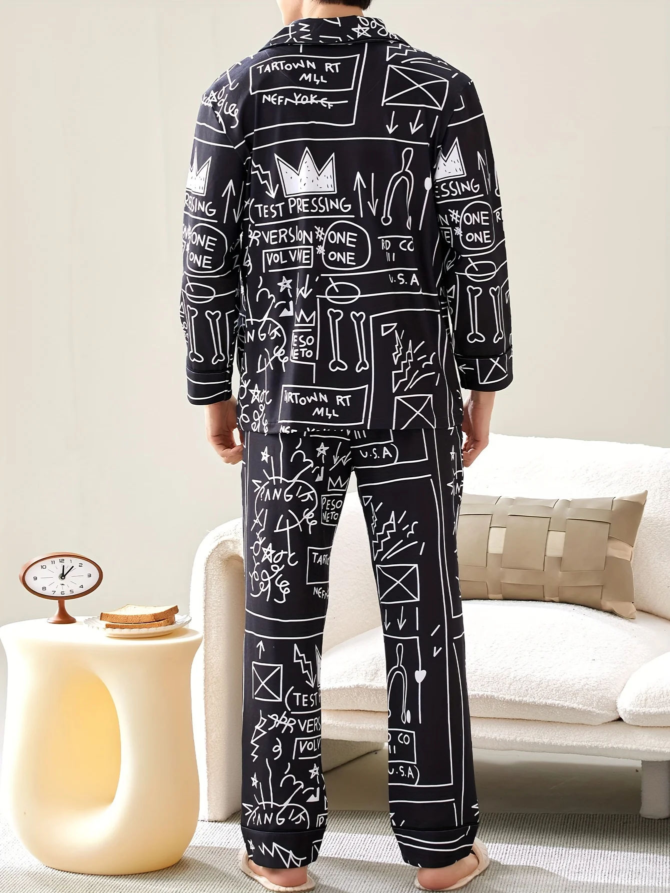 Two piece sets men's pajamas autumn and winter long sleeved pants casual sleepwear set