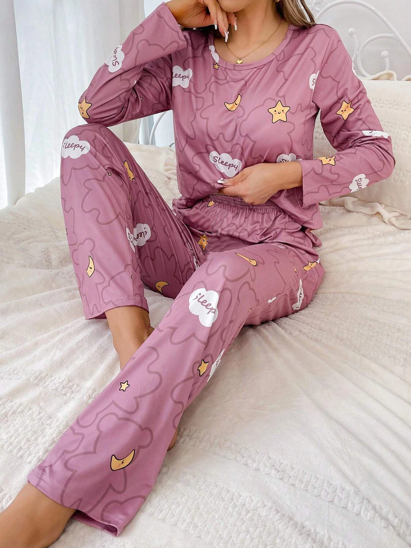 Set pigiama donna Cloud Moon Star Print manica lunga girocollo Top pantalone elastico con maschera per gli occhi pigiameria da donna Loungerwear