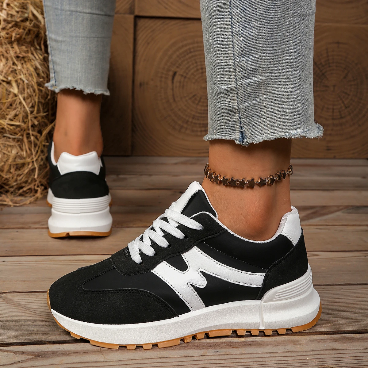 

*Fashionable New Round Toe Flat Sports Shoes Hot Selling in Spring and Autumn Comfortable/Elegant Casual Running Shoes for Women