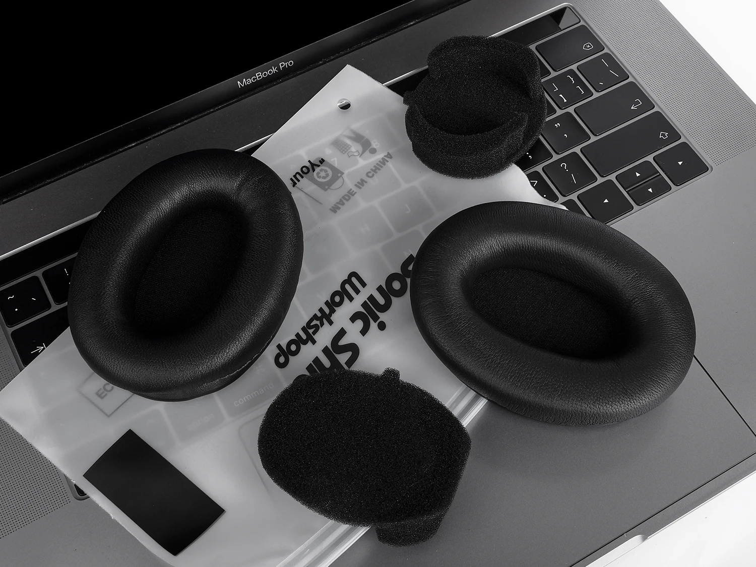 Ohrpolster für SONY WH-1000XM3 Kopfhörer aus Schafsleder, Memory-Schaum-Abdeckungen, hochwertige handgefertigte Echt-Schafsleder-Ohrpolster – Detail 4