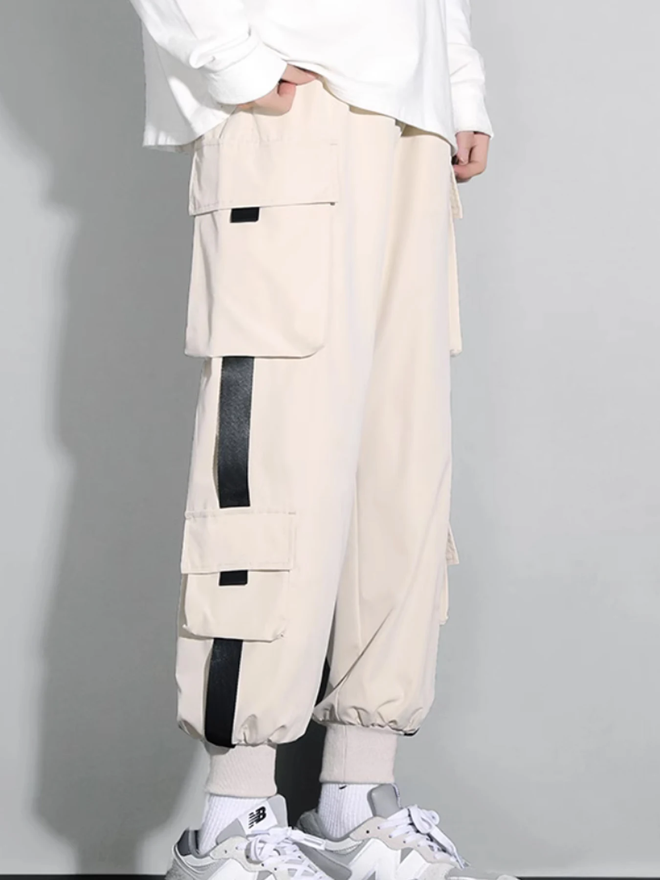 

Spring Harem Casual Pants Men Elastic Waist Solid Color Cargo Pants Multi Pocket Loose Baggy Pants For Women