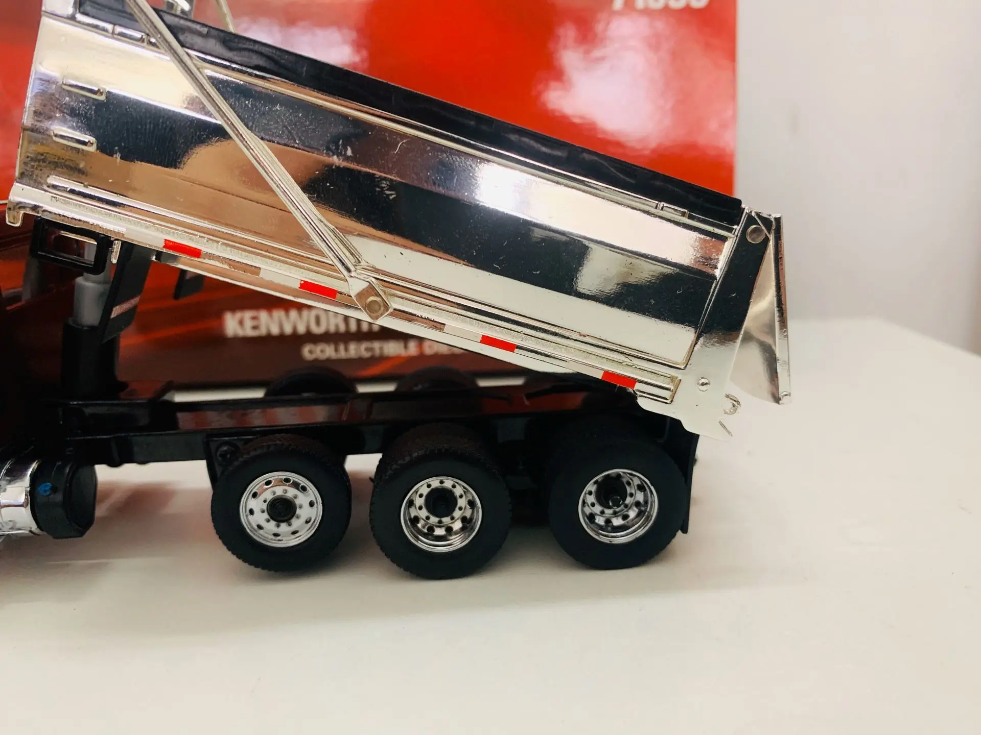 Diecast Masters 71059 T880 SBFA Dump Truck Radiant Red Chrome 1:50 Scale Die-Cast Model