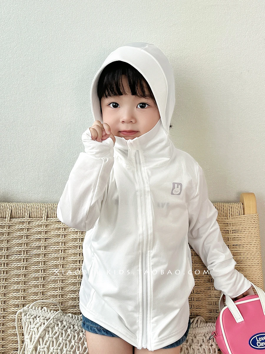 

Детская солнцезащитная одежда, кожаная одежда для девочек, летняя тонкая дышащая куртка с капюшоном из ледяного шелка для маленьких девочек, одежда для мальчиков