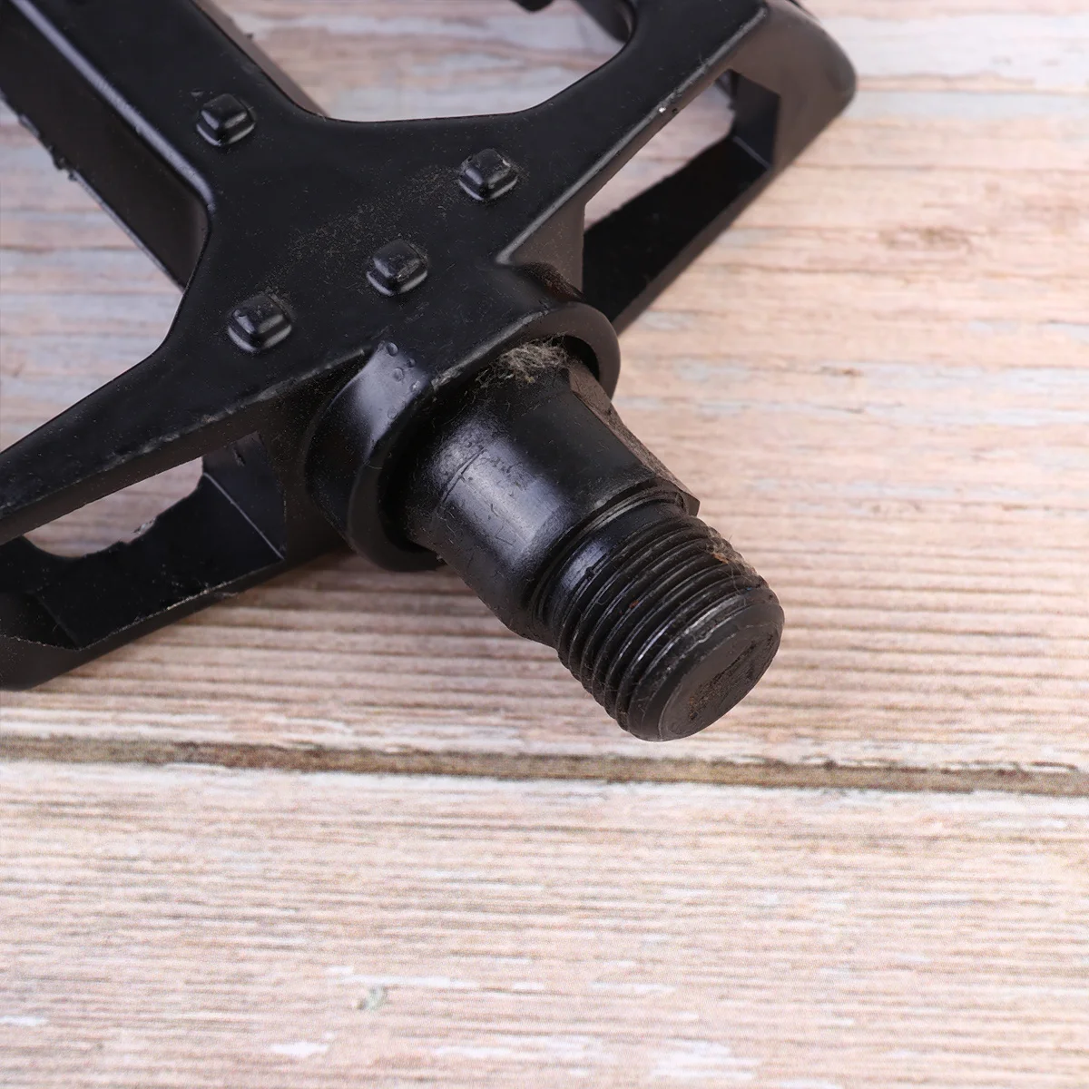 1Pair Bike Pedal Aluminium Alloy Professional Rolling Ball Pedals Sturdy Safe Stable for Mountain Road Commuting