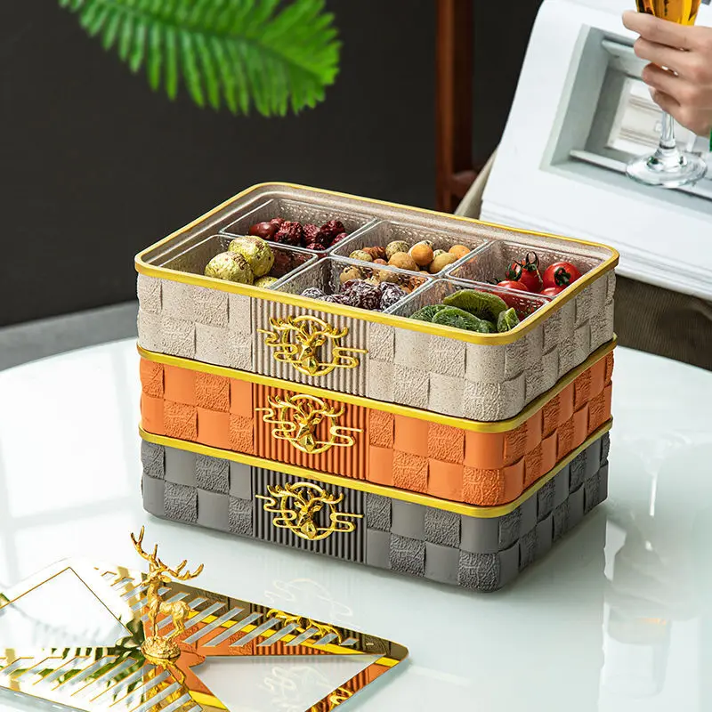 

Light luxury high-end fruit plate, household living room tea table snacks, melon seeds and nuts, dried fruit plate