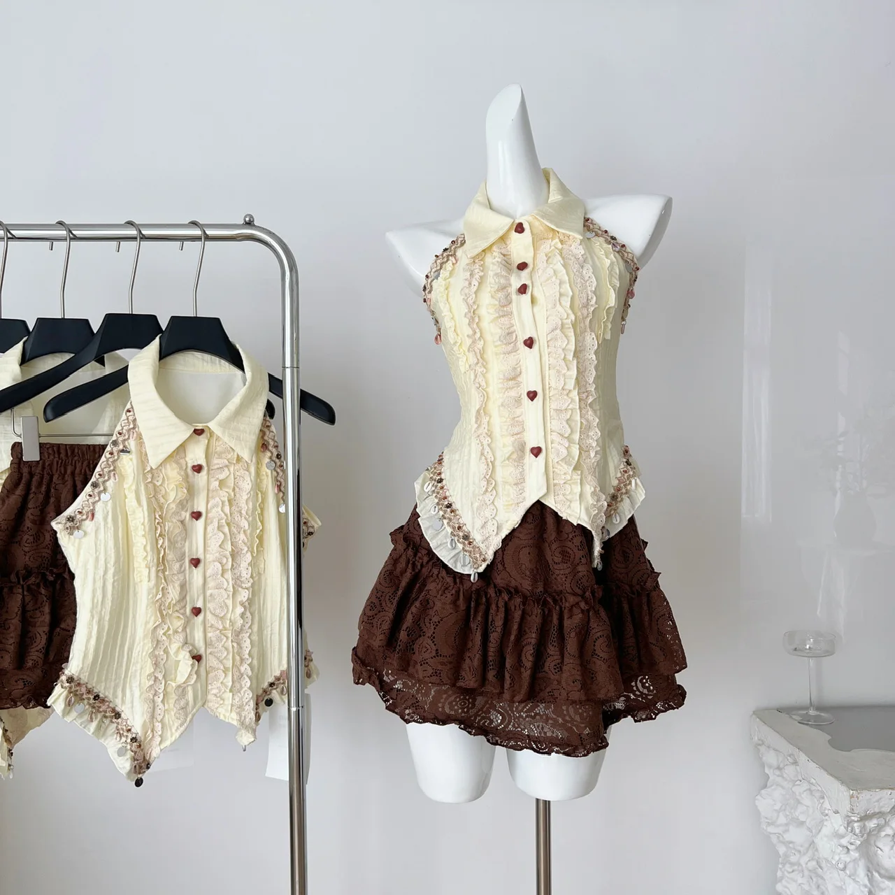 

Summer Women 2000s Aesthetic Ballet Core Shoujo Y2k Kpop Gyaru Outfits 2 Piece Set Sleeveless Crop Top + Coquette Mini Skirts