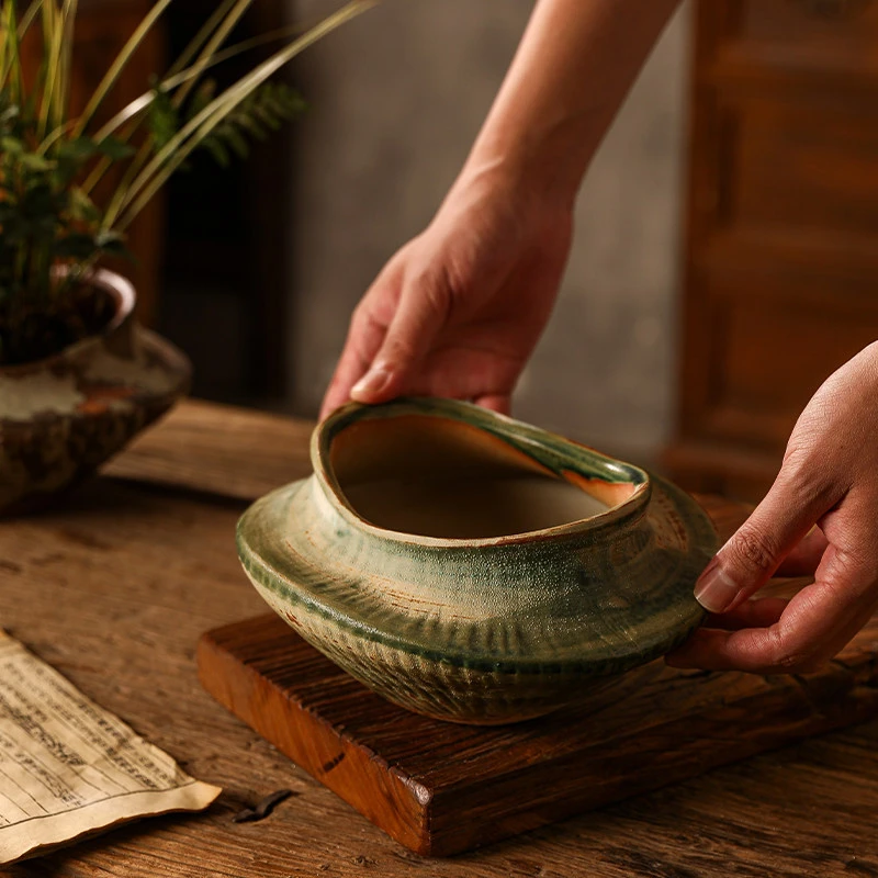 Ceramic Plant Pot Handmade Floral Vase with Drainage Hole Flower Pots Planter Table Garden Decoration Flowers Arrangement
