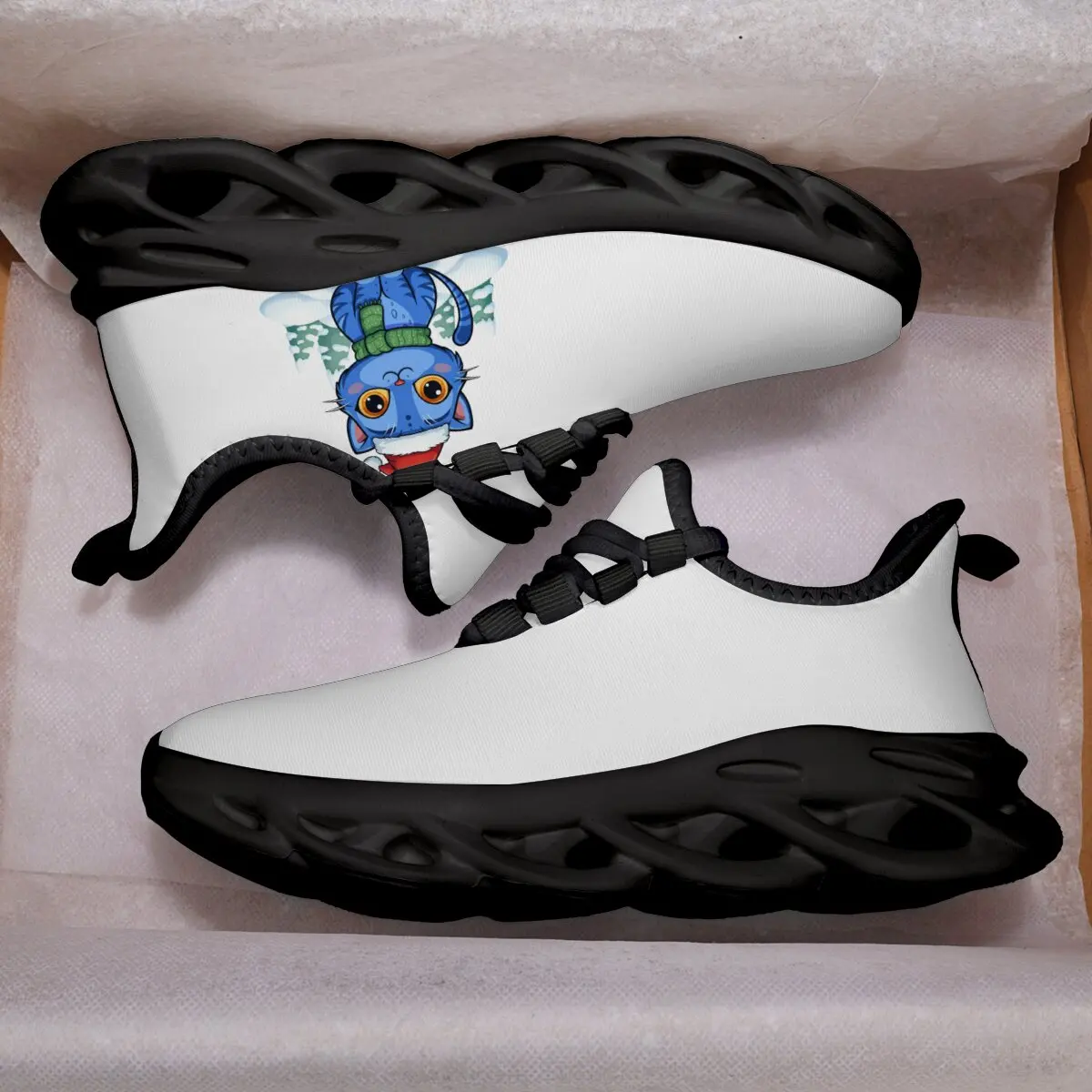 

Four-season Couple Style Cartoon Kitten Pattern Design Flat Mid-top Anti-slip Large-sized Lace-up High-top Canvas Board Shoes