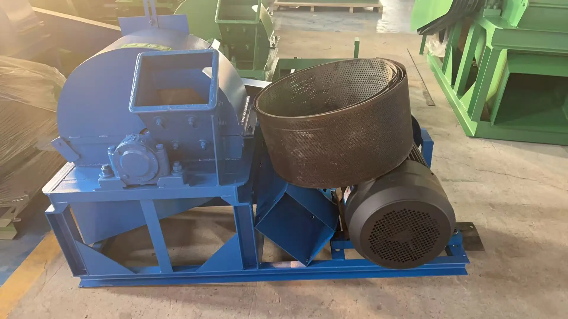 

High Efficiency Wood Hammer Mill for Sawdust Crusher Wood Chips Production Machine - Efficient Wood Crush And Milling Equipment