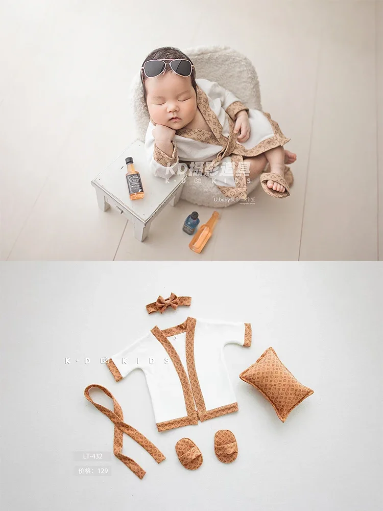 Newborn Children Photography Theme Photography Props New Product Full Moon Baby Photography Big Brand Wind Bathrobe Wine Bottle