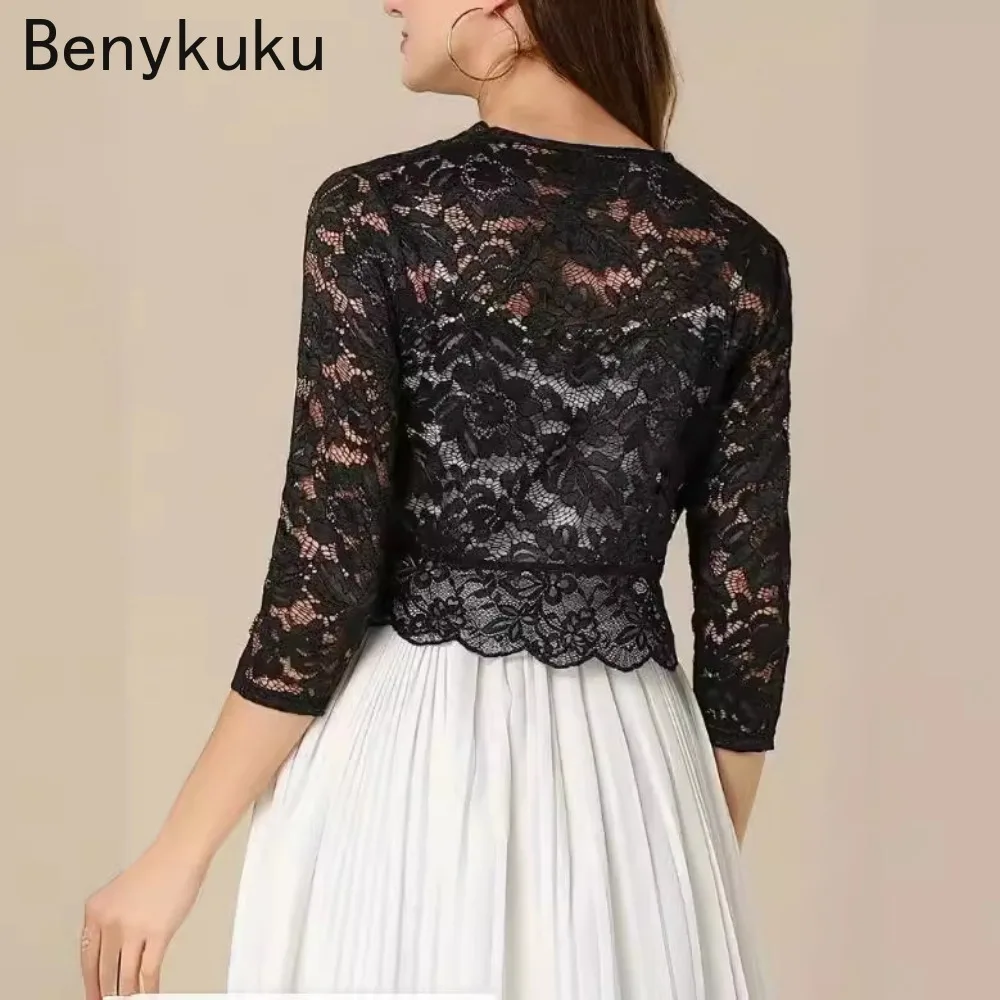 Černobílé bolerko s rameny 2025 Letní oblečení Dámský květinový krajkový kardigan Průsvitný vroubkovaný 3/4 rukáv Crop Top - náhled 4