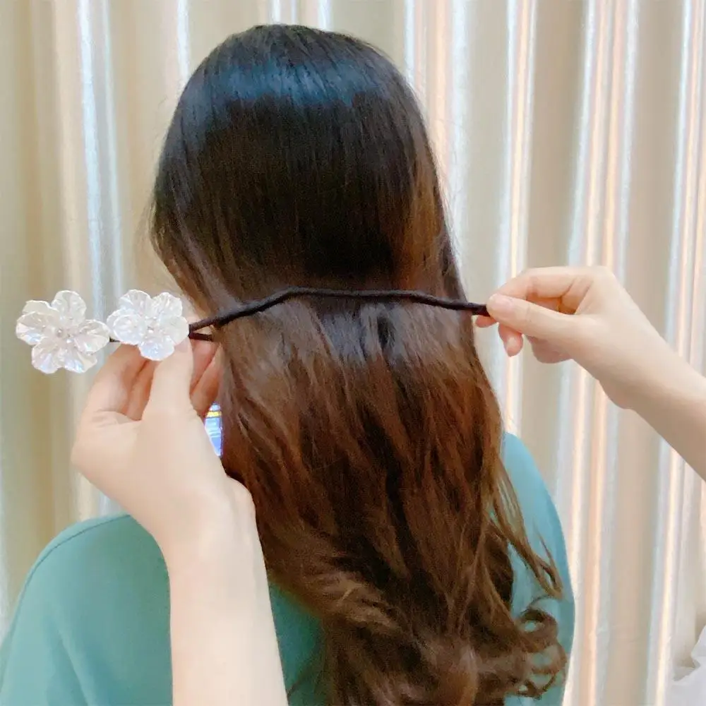 Convenient Quick Styling Hair Dish Artifact for Women Elegant White Shell Flower Female Commute Hair Device