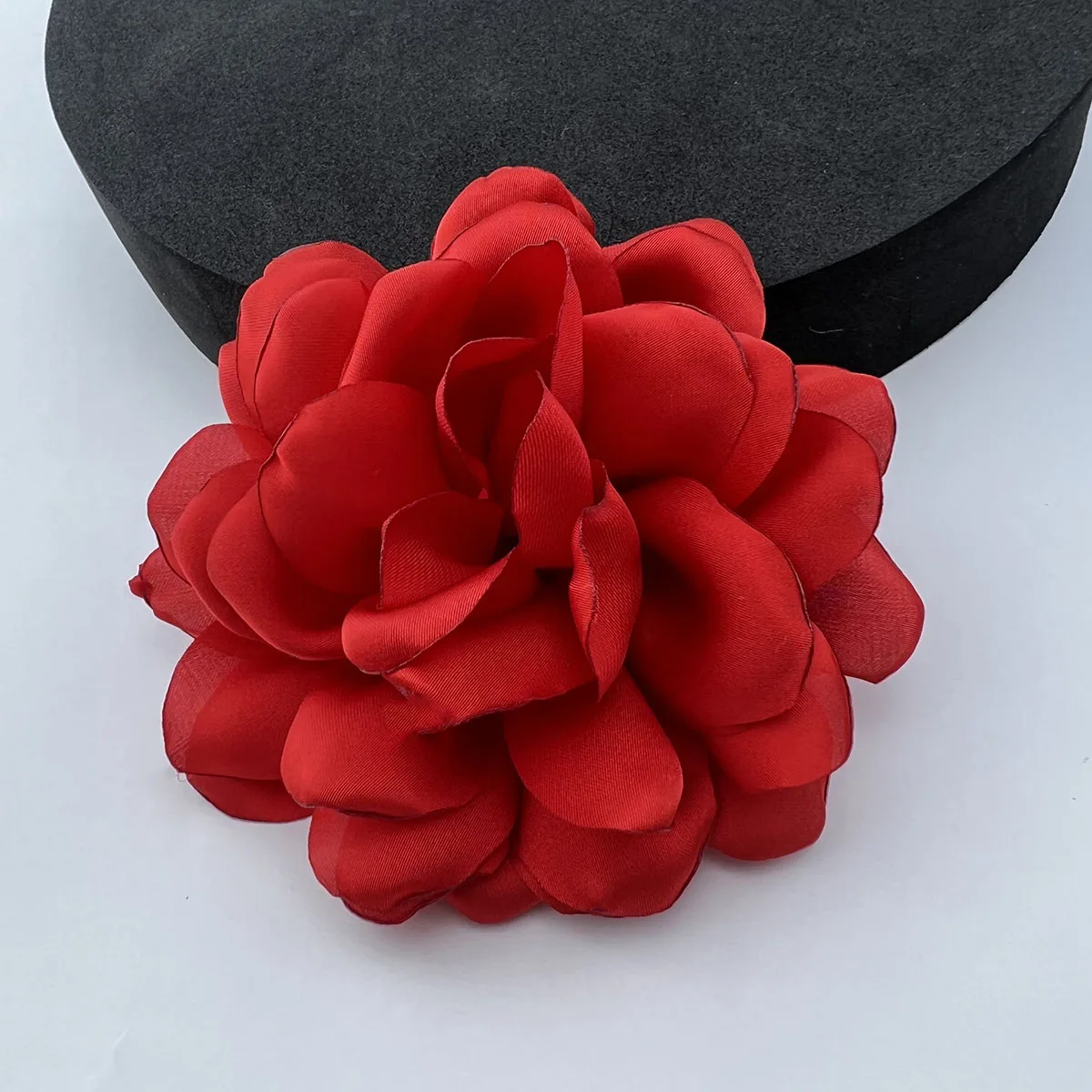 Korean Big Fabric Rose Flowers Brooches Jewelry Cloth Art Orsage Lapel Pin Badge Shirt Collar Gifts for Women Accessories