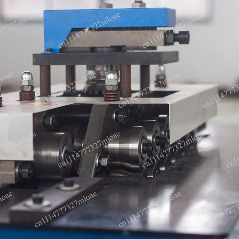 Sheet metal lock forming machine SA-12HB Pittsburgh lock forming machine