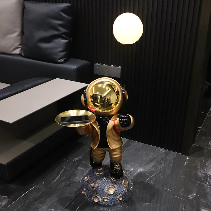 Home Decor Creative Astronaut Resin Statue Tray Storage Rack Floor Decor Living Room Sofa Ornaments Sculpture Housewarming Gifts