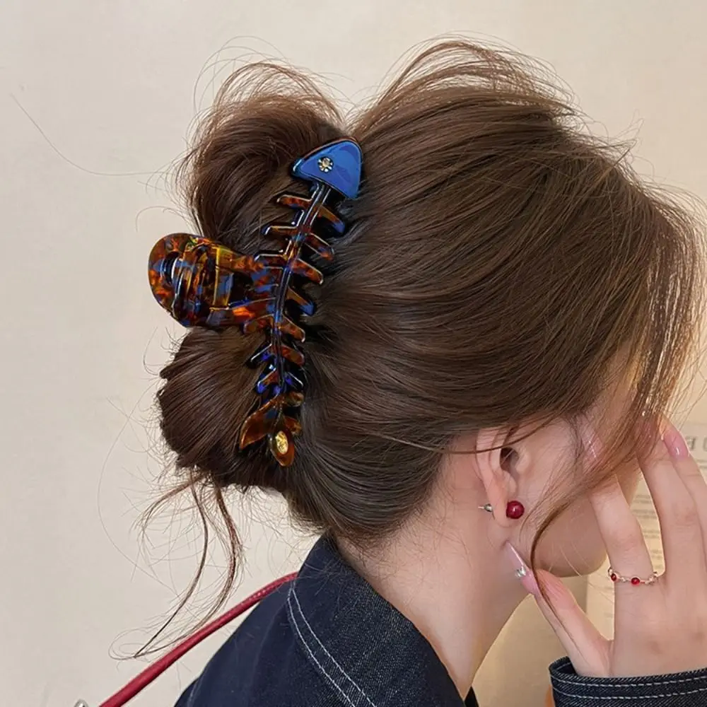 

Sweet Hairpin Fish Bone Shaped Hair Claw Large Acetic Acid Fish Grab Clip Korean Style Geometry Acetate Shark Clip Travel