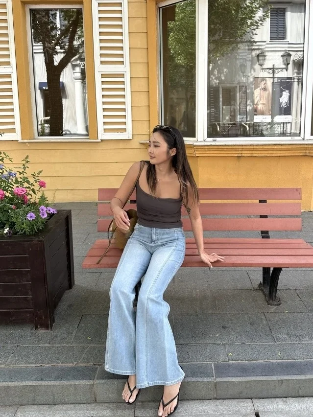 

Джинсы с высокой талией и расклешенным низом, эффект похудения, на все сезоны, эластичные в четырех направлениях, джинсы-супермодель, длинные брюки