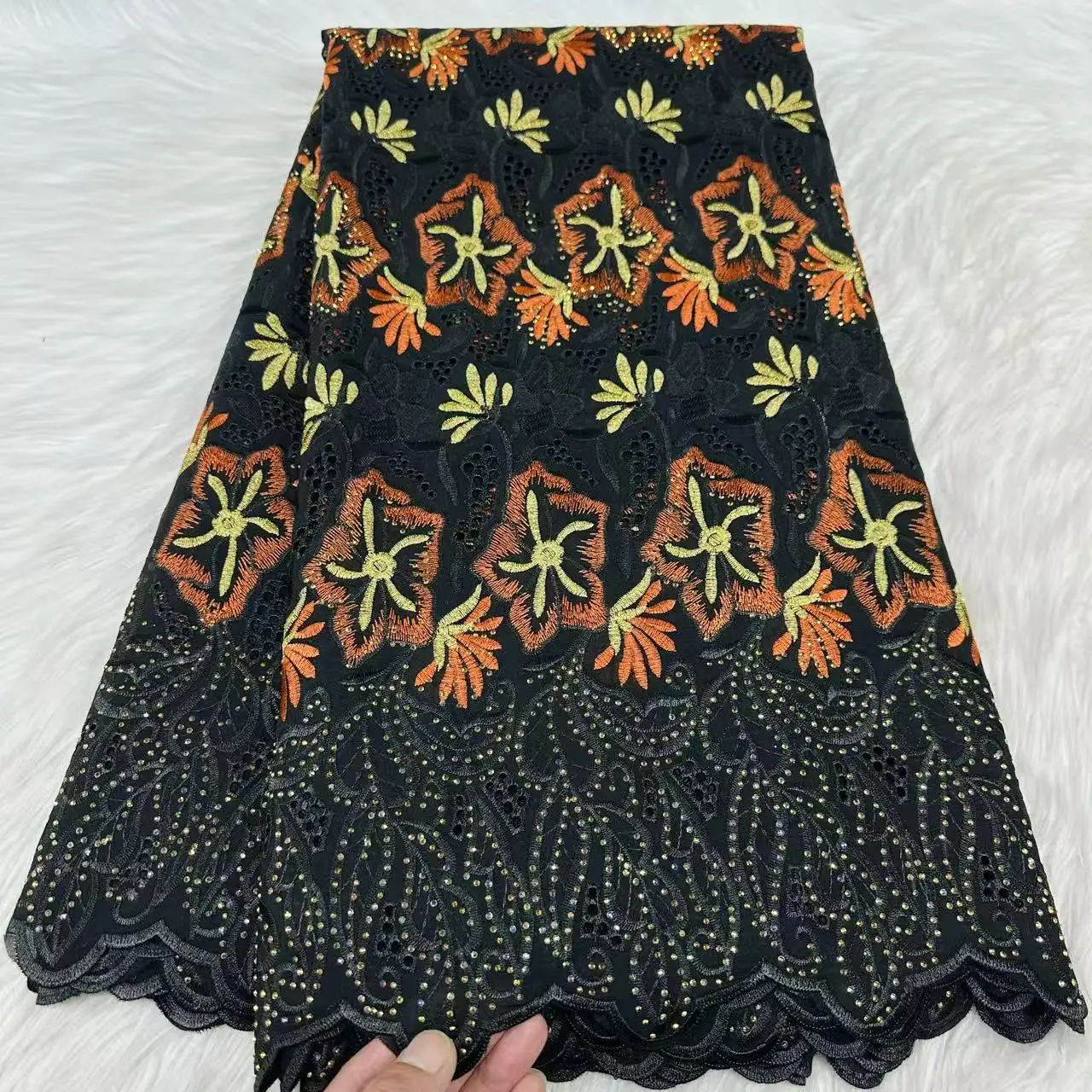Newest Fine Soft Textured Swiss Voile Lace Embroidery African Cotton Fabric for Traditional Garments Dubai Nigeria Switzerland5y