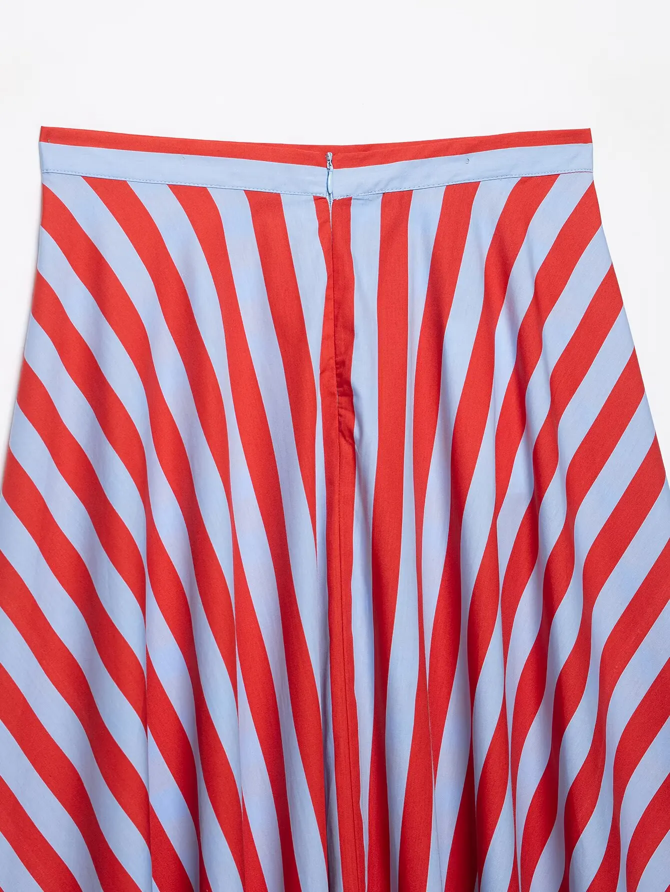 2026 Women Long Skirt Elegant Vacation Style Fashionable Loose Casual Contrasting Striped Brand MIDI Skirt Summer New Red