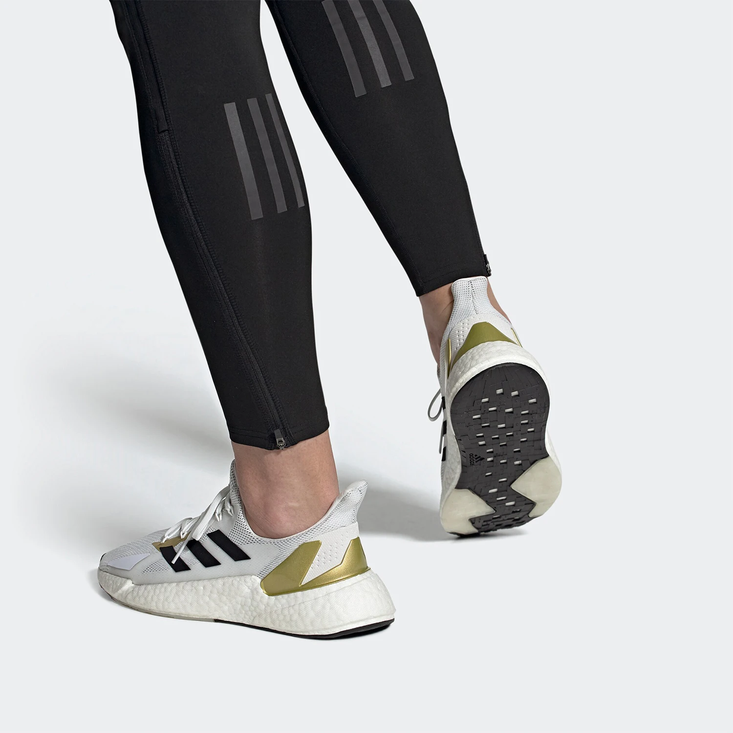 

Adidas Genuine New Unisex Casual Running Shoes FY2347