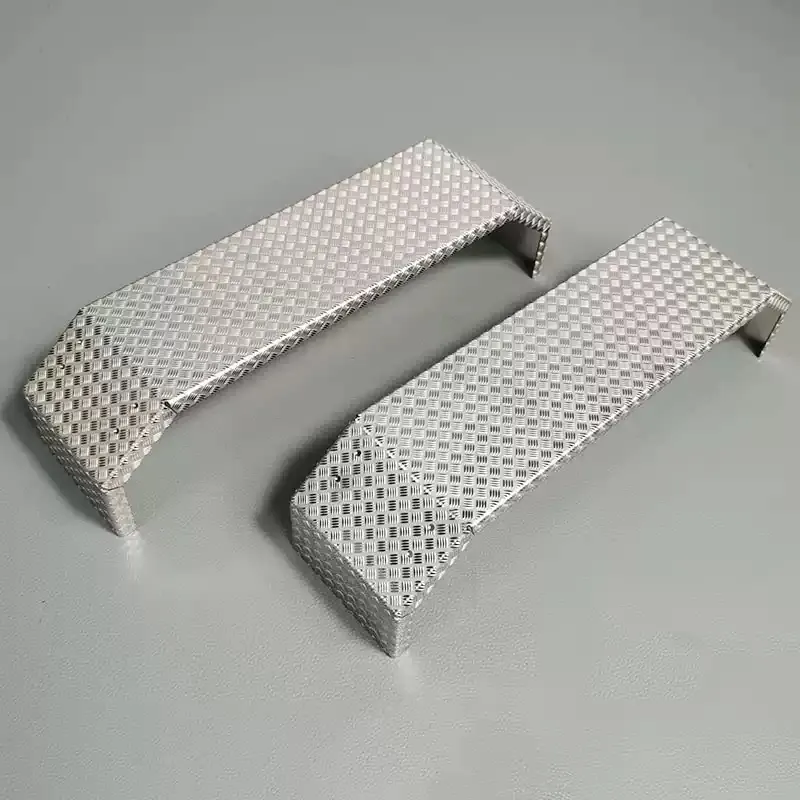 1/14 Dump Truck Anti Slip Mudguard  Stainless Steel  Dual Axle Anti Slip Tread Pattern  DIY Upgrade Part for RC Truck Models