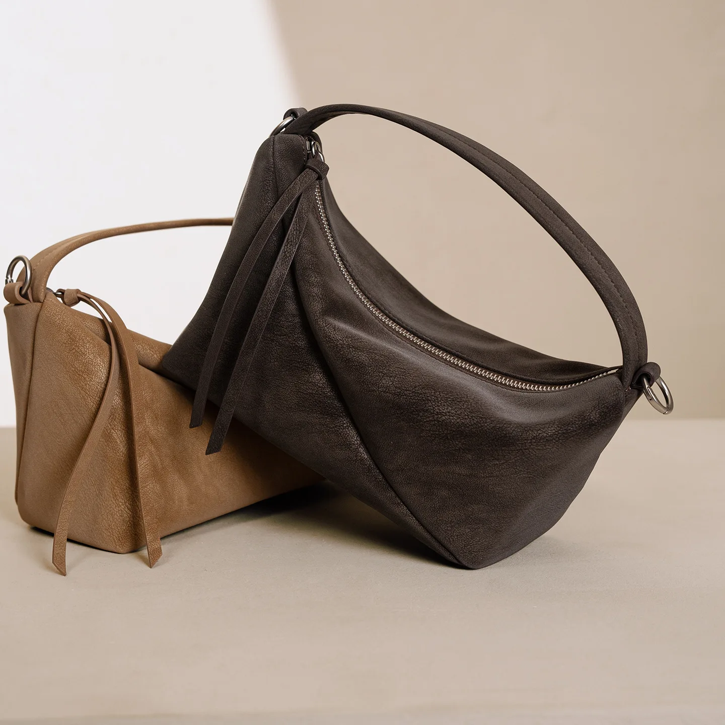 2026 New Women Leather Luxury Brand Hobo Style Purses And Handbags
