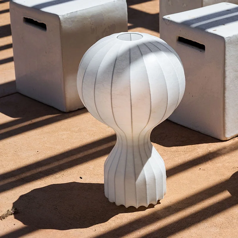 Italie Designer Soie Lampadaire Étude Chambre Chevetes Restaurant Teahouse Homestay Salon Café Étude Décor LED Table Lumière