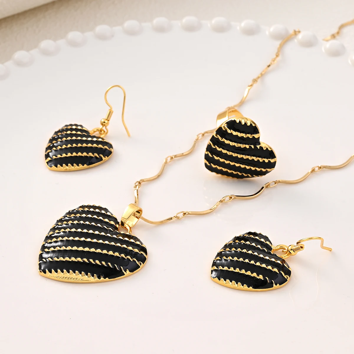 Stylish Black Bilum Pendant Ne - огляд і ціна Women Fashion Png