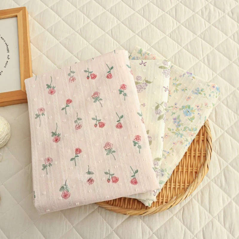 Tela Jacquard de flores con corte a rayas de 145x50cm, algodón puro con puntos, seguro para bebé, Clase A para vestido, camisa, tela de costura