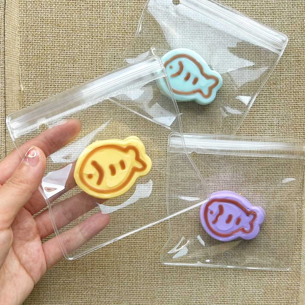 スクイーズシミュレートフィッシュ スクイーズトイ ソフトストレスリリーフ スローライジング 感覚フィジェット 不安 ADHD 自閉症 子供 大人へのギフト