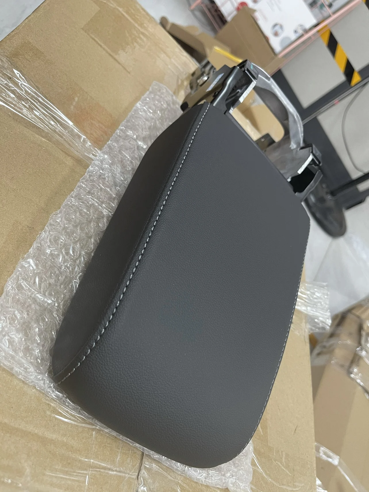 Original Golf 7/7.5 RL Grey Line Armrest Cover, Golf Armrest Cover, Central Armrest Cover Interior Components