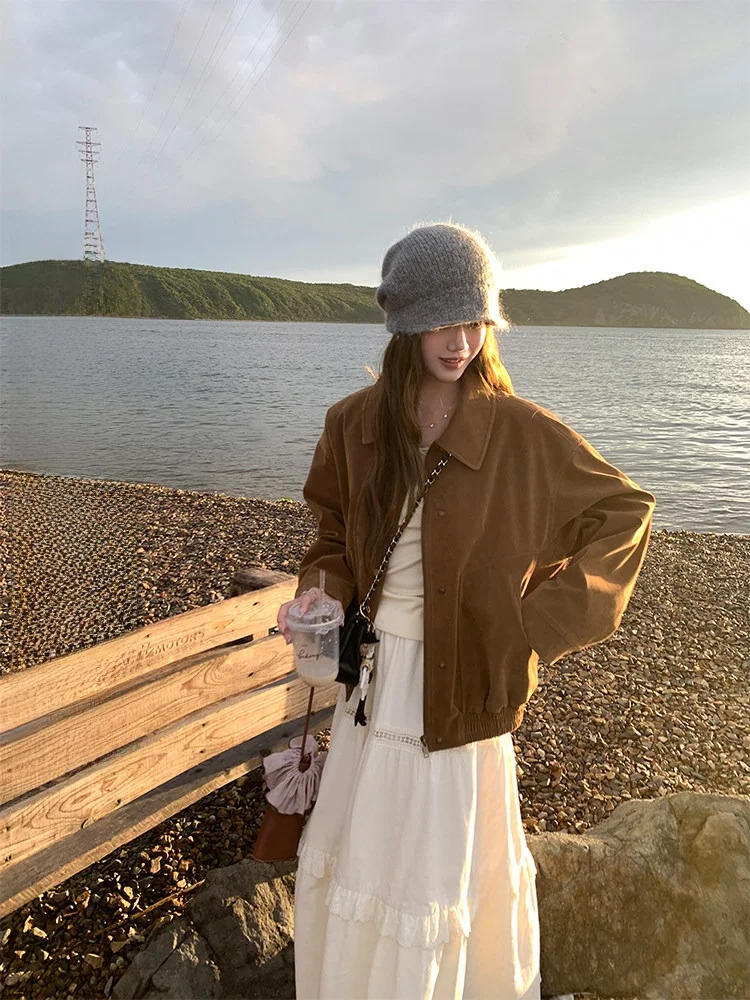 

Miaolab Vintage Sle ort Jaet Suede Material Lapel Collar Loose Fit Outerwear for Young Women in Their 20s