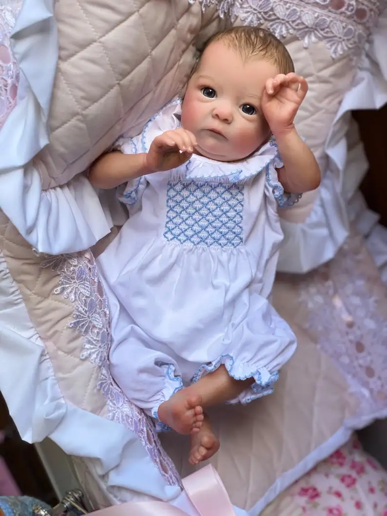 Reborn Baby Mädchen von Vahni Gowing INDIVIDUALISIERUNG