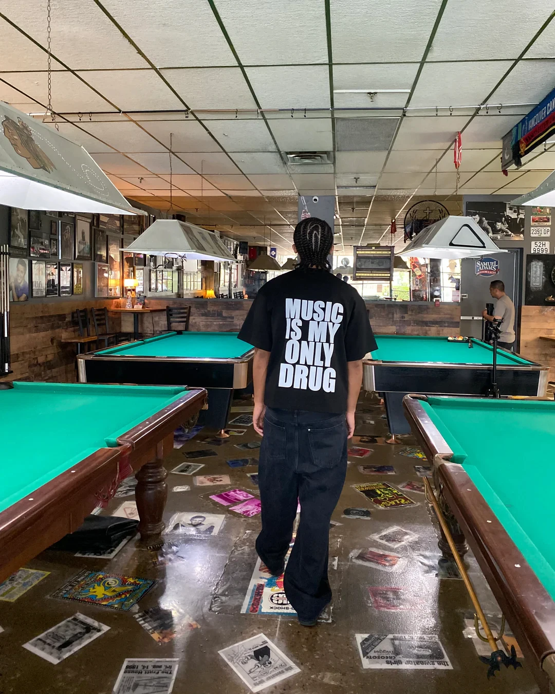 الأبجدية الموسيقى بلدي الوحيد المخدرات متعة الإنجليزية قصيرة الأكمام تي شيرت الصيف القطن قصير الأكمام العصرية المتخصصة الرجال النساء الشارع الشهير #5