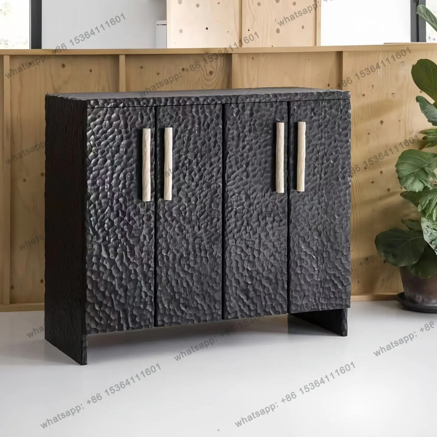 

French retro solid wood dining side cabinet black creative household wabi-sabi foyer entrance cabinet hammer engraving