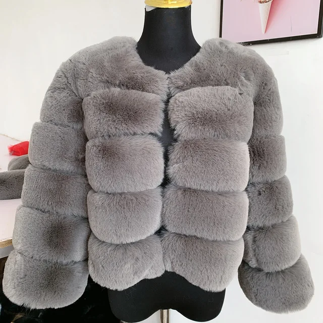 

2025 Faux Fur Jacket Women Fox Look Teddy Coat High Quality Winter Fake Fur Coat