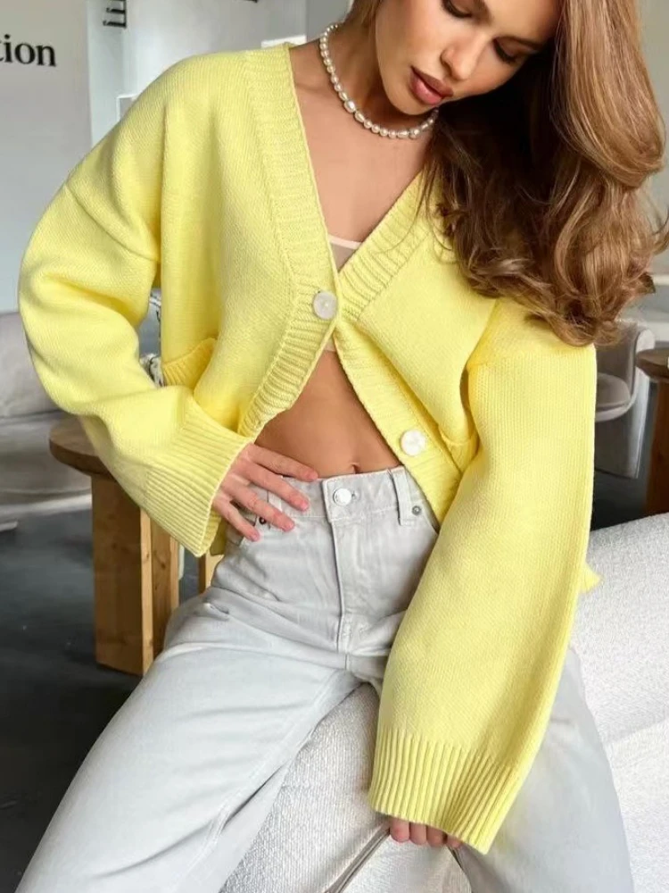 

2025 зимняя мода, новый женский элегантный вязаный кардиган, шерстяной свитер, однотонный однобортный пригородный толстый свитер, пальто