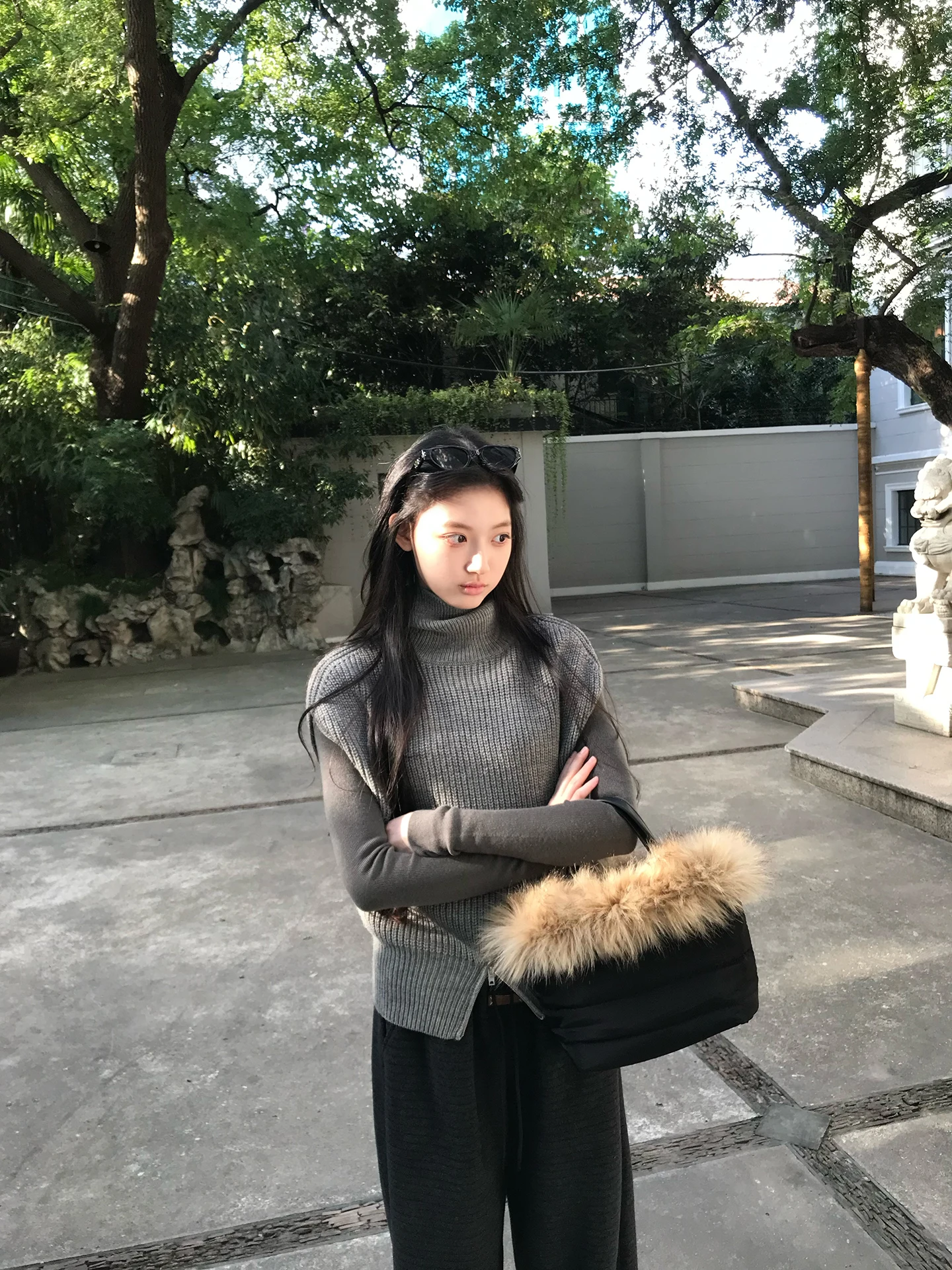 レッドセレブリティウールニットベストレディースアウター冬ファッショナブルな新着ハイカラーレギュラー丈ソリッドカラー