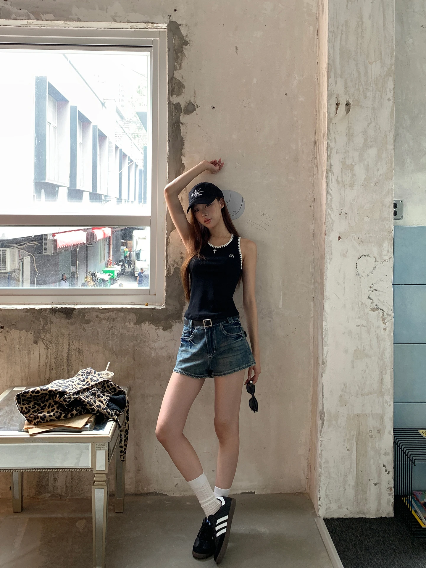 Blauer Denim mit hoher Taille, für Damen, Sommer, 2025, neue SLE-Jeans mit weitem Bein, lockere Hotpants, Spicy Girl American SLE-Jeans