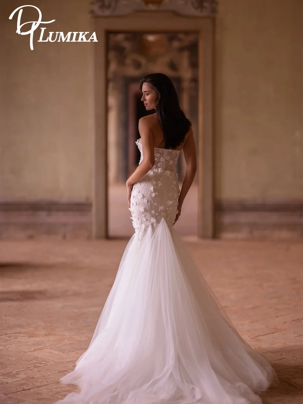 Dtlumika التألق الحديثة السباغيتي حزام فستان زفاف رائع تول فستان الزفاف الفاخرة بلا أكمام حفل فستان الجلباب دي