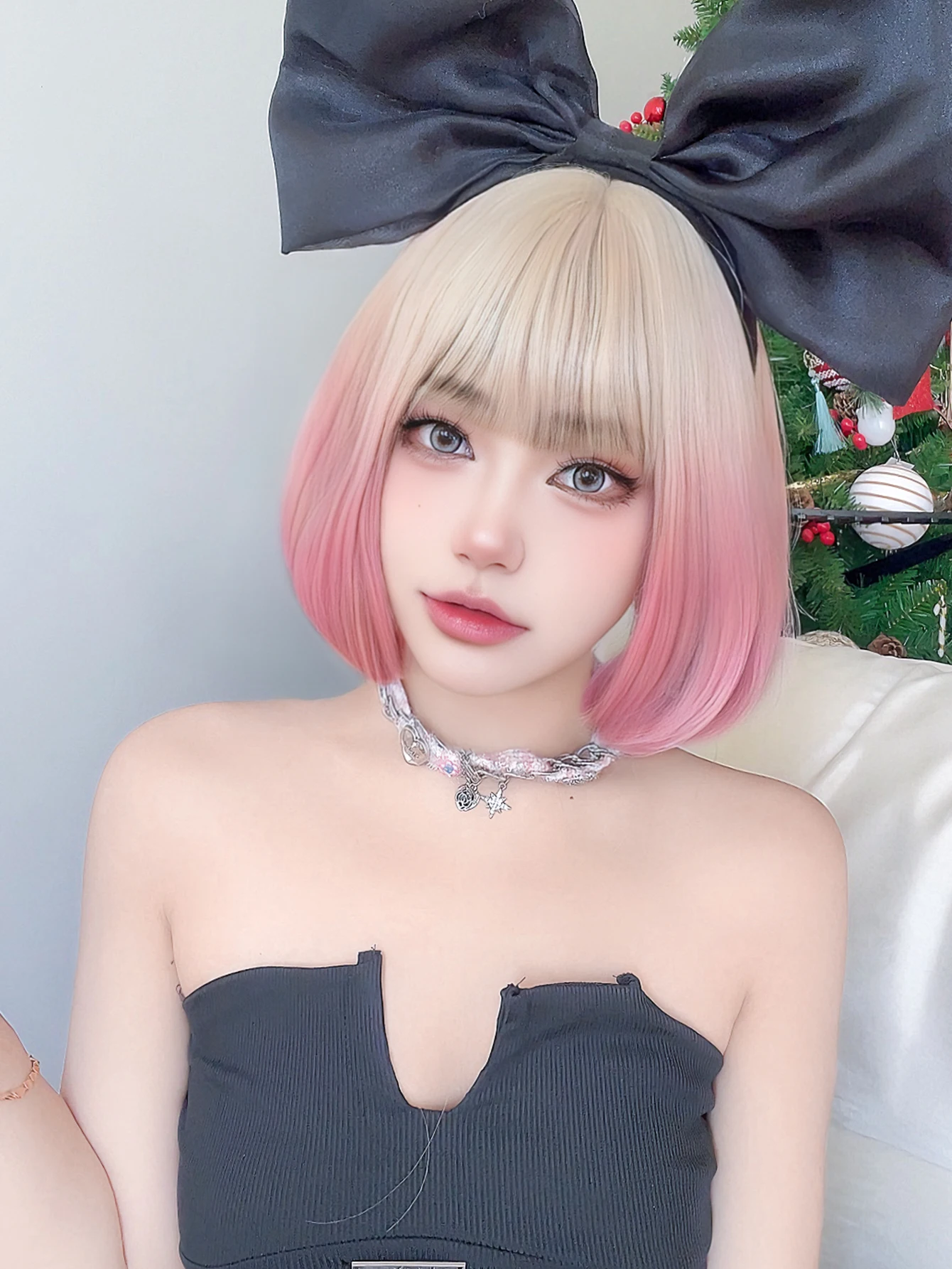 12Inch Lolita Blonde Gradient Pink Synthetic Wig With Bang Short Natural Straight Hair For Women Cosplay Party Heat Resistant