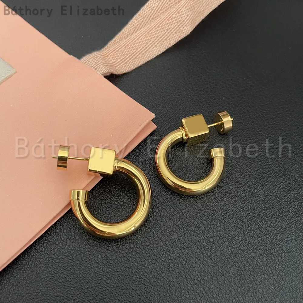 

Famous Design Brand 2024 New Fashion Vintage Gold Half Circle Earrings For Women High Quality Jewelry Party Valentine's Day Gift