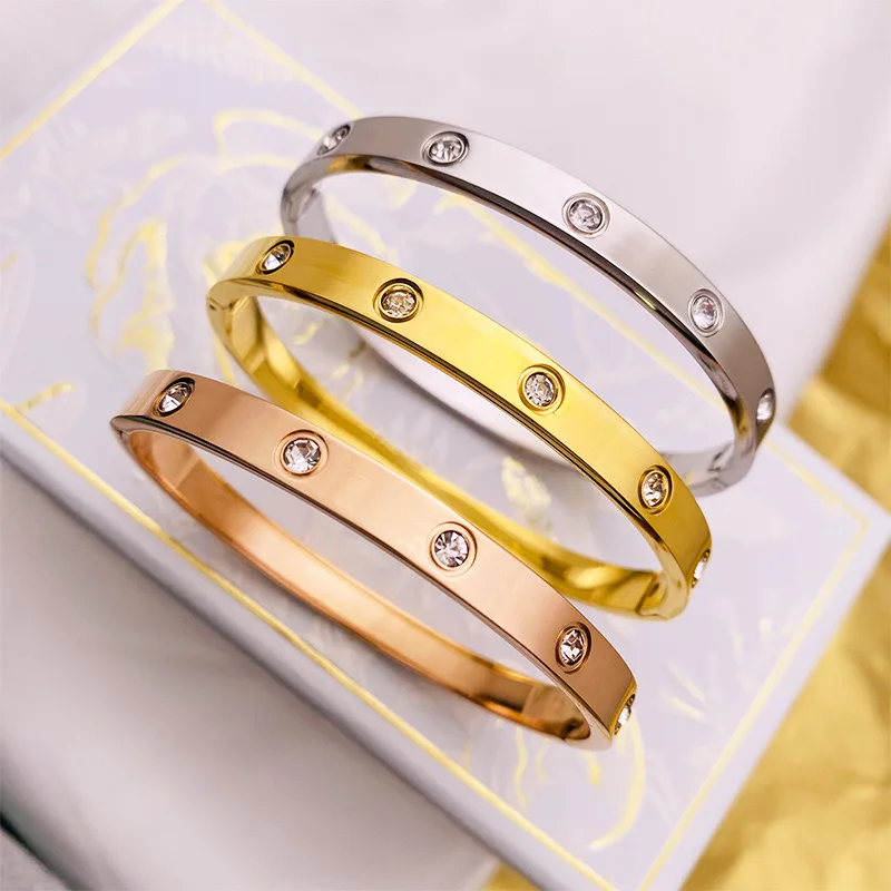 

Silver & Rose Gold & Yellow Gold Plated Mens And Womens Couple Bangle Luxury Designer Stainless Steel Jewelry Women Bracelet