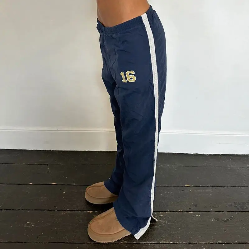 Рисунок 3 - Винтажные мешковатые женские синие