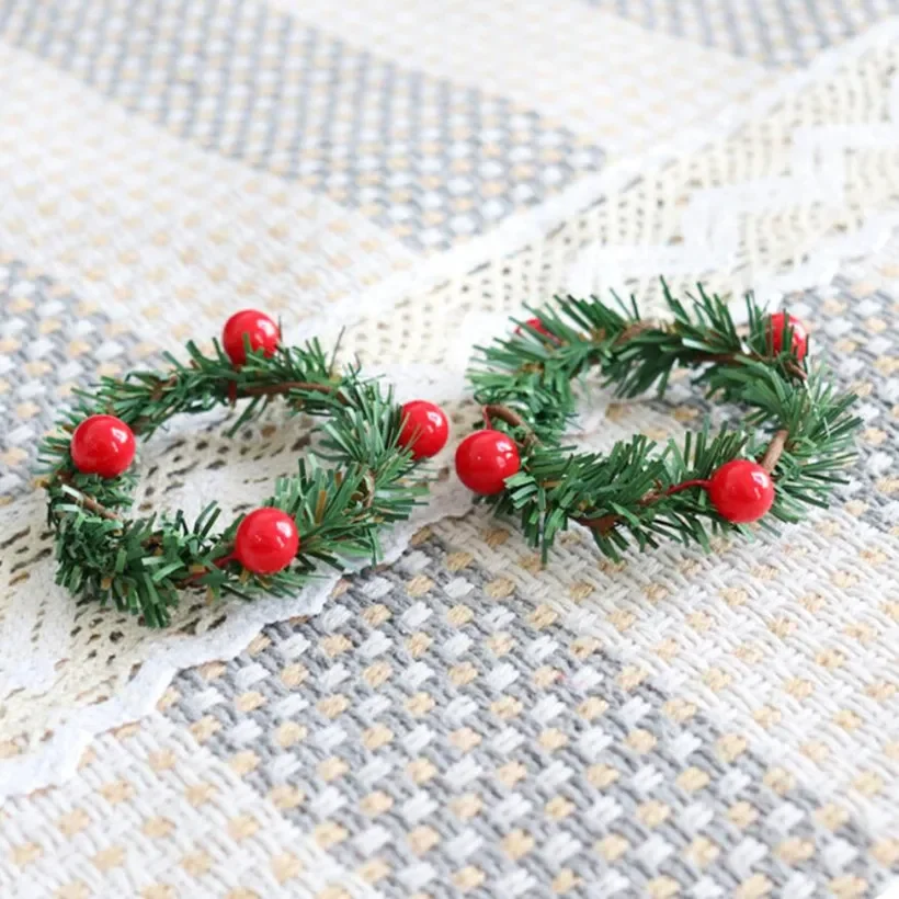 2/4/8 قطعة عيد الميلاد الفاكهة الحمراء البلاستيكية الصنوبر إبرة منديل الدائري أصحاب عيد الميلاد الجدول الديكور المنزل الزفاف مأدبة فندق الجدول سوب #6