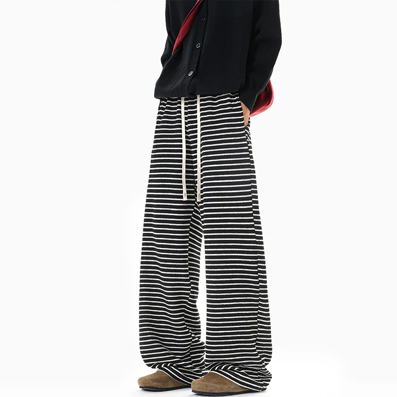 

Black Casual Pants Men Fashion Retro Striped Pants Men Streetwear Hip-hop Loose Wide Leg Pants Mens Trousers Large Size 4XL